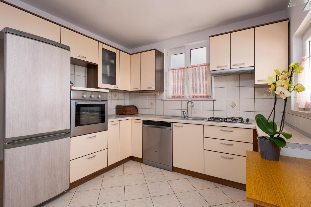 Apartments Katica Mlini Exterior photo